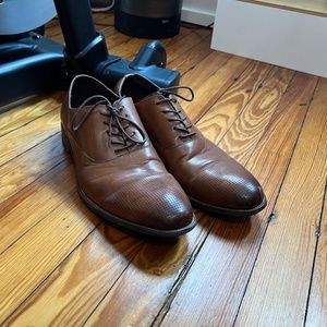 Kenneth Cole: Reactions Brown Leather Shoes
